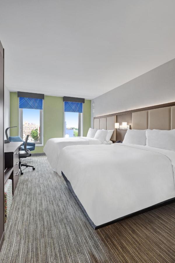 ניו יורק Holiday Inn Express - Brooklyn - Bushwick , An Ihg Hotel מראה חיצוני תמונה